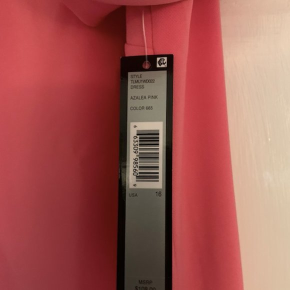 NWT Tahari Pink Crepe Scallop Shift Dress - Size 16 - Picture 5 of 6